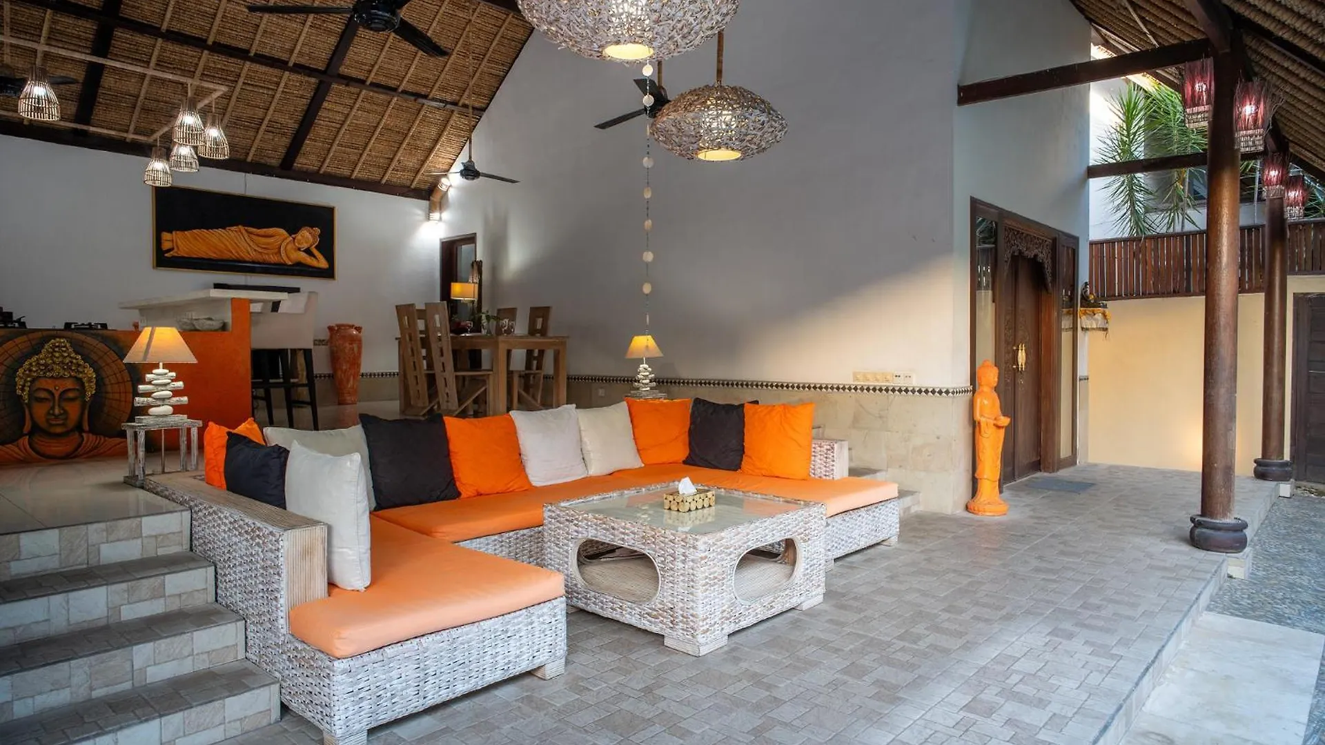 Villa Asyik Seminyak